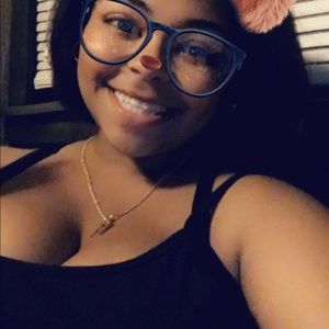 Meet your Posher, Malaya